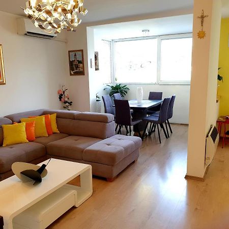Lav Apartment Rovinj Exterior photo