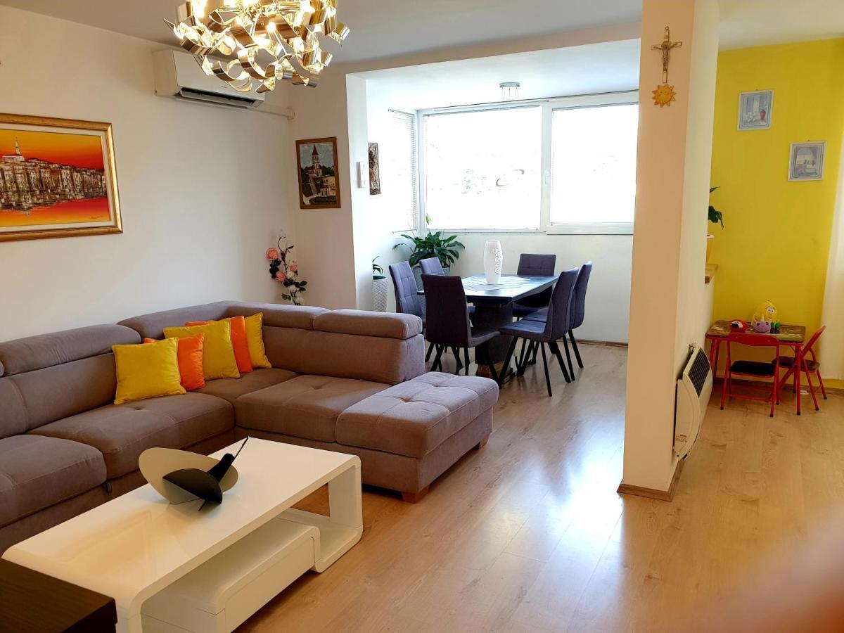 Lav Apartment Rovinj Exterior photo